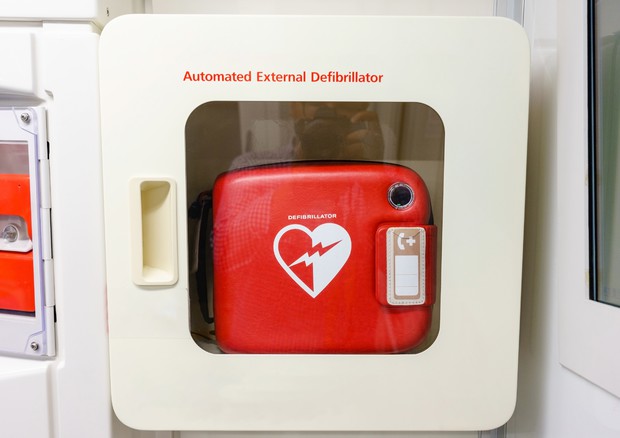 Nessun obbligo per i defibrillatori automatici negli studi dentistici